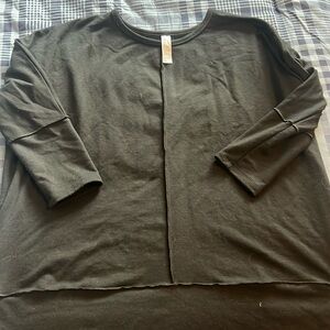 Women’s sweatshirt